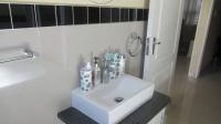 Bathroom 1 - 6 square meters of property in Terenure