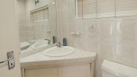 Bathroom 1 - 4 square meters of property in Bordeaux