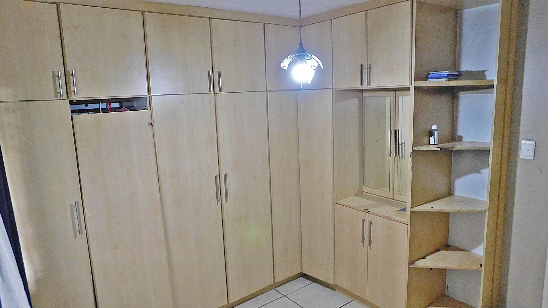 Bed Room 2 - 12 square meters of property in Tongaat