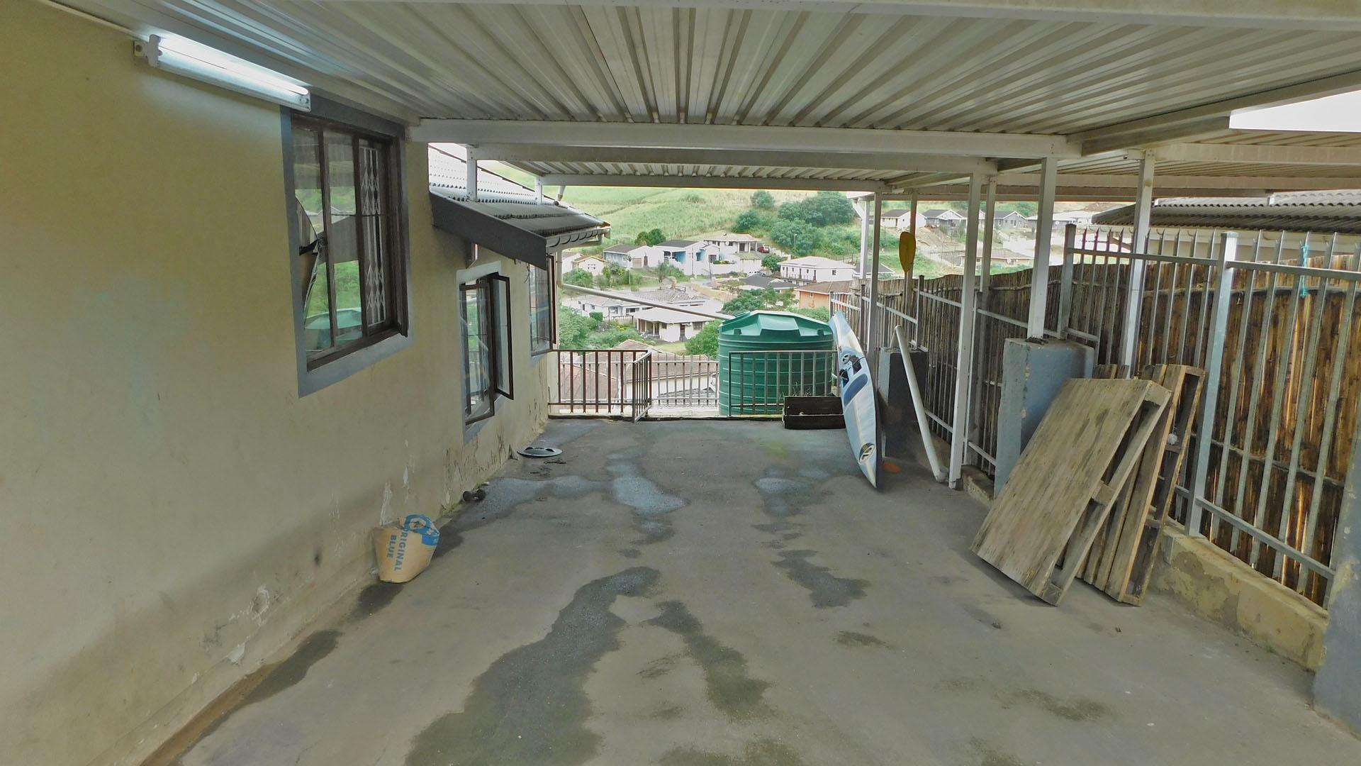 Patio of property in Tongaat