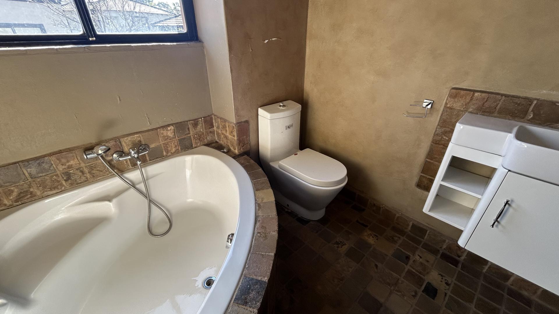 Bathroom 1 of property in Amandasig
