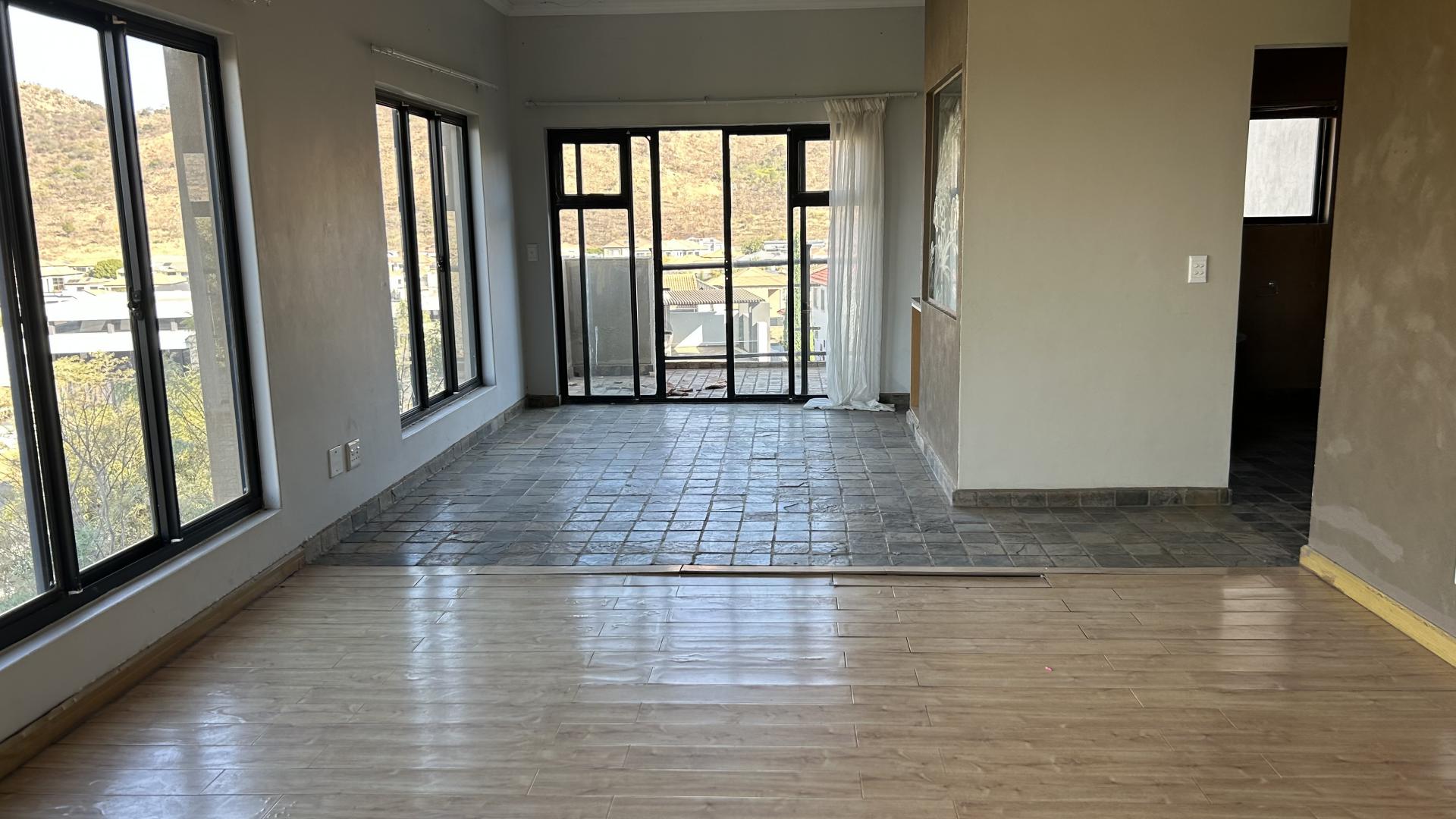 Dining Room of property in Amandasig