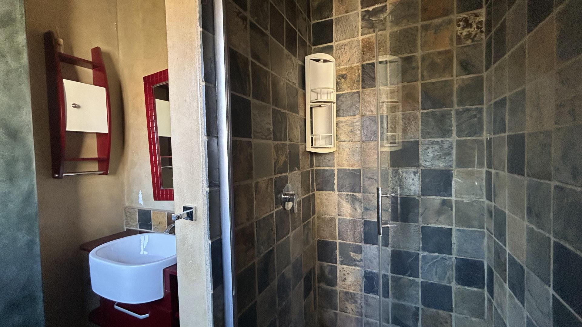 Bathroom 1 of property in Amandasig