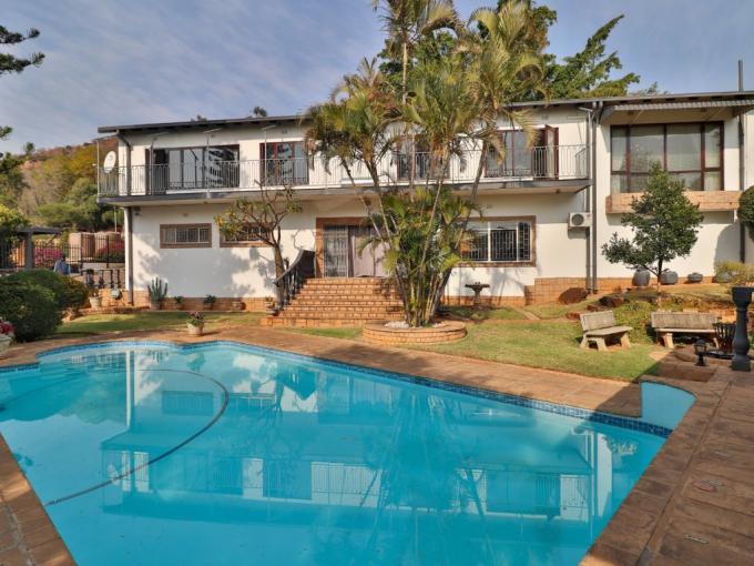 4 Bedroom House for Sale For Sale in Protea Park Remove - MR584663