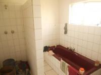 Bathroom 2 - 8 square meters of property in Wolfelea AH