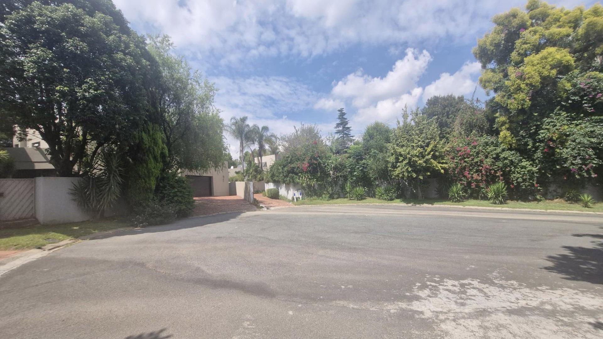 Front View of property in Gallo Manor