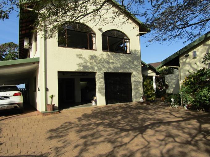 5 Bedroom House for Sale For Sale in Uvongo - MR584718