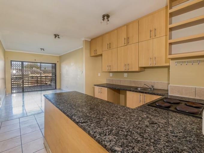 3 Bedroom Apartment for Sale For Sale in Winklespruit - MR584968