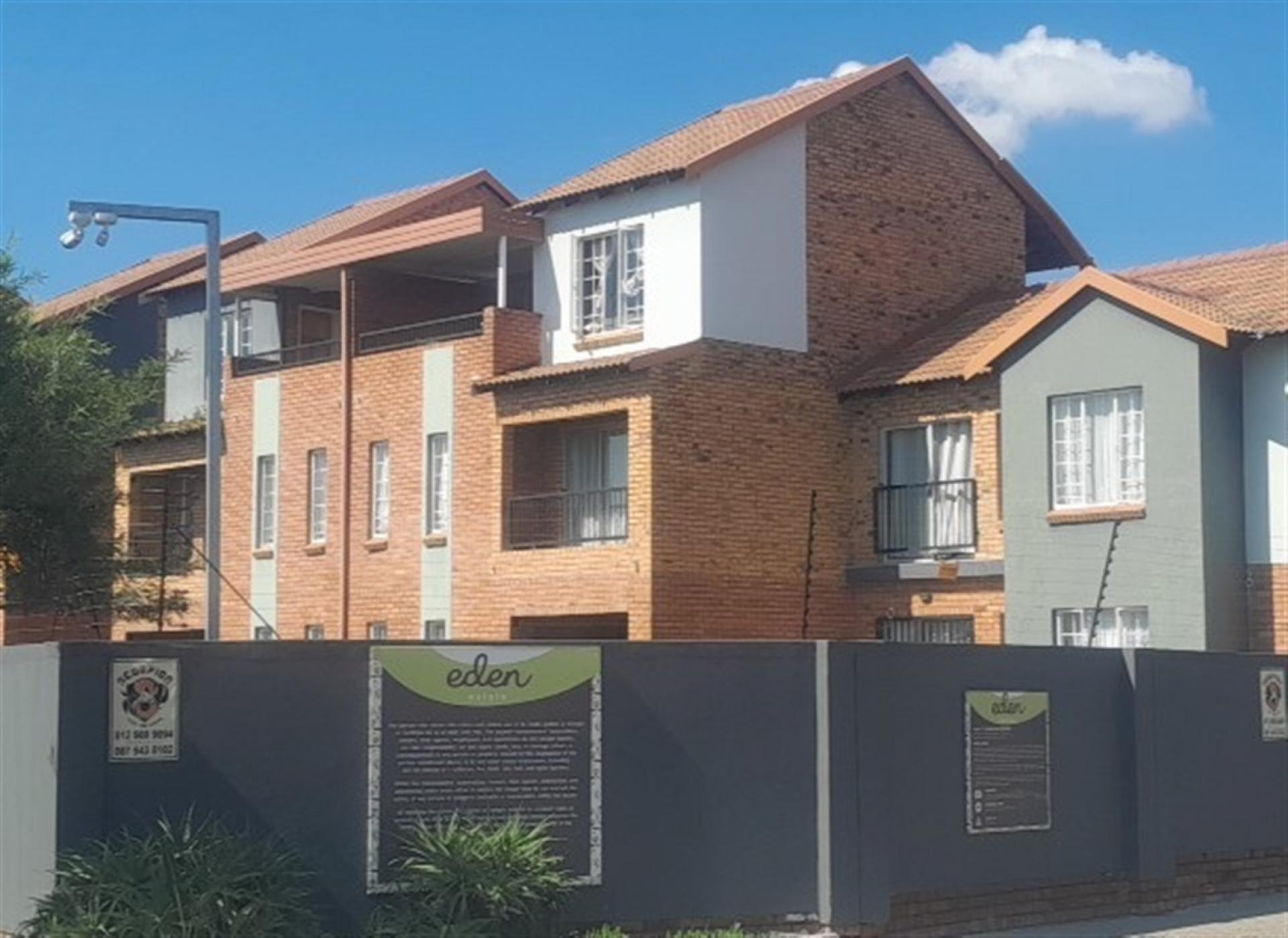 Front View of property in Wolmer