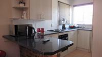 Kitchen - 13 square meters of property in Randpoort