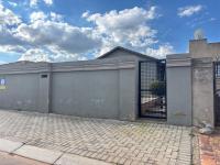 Front View of property in Protea Glen