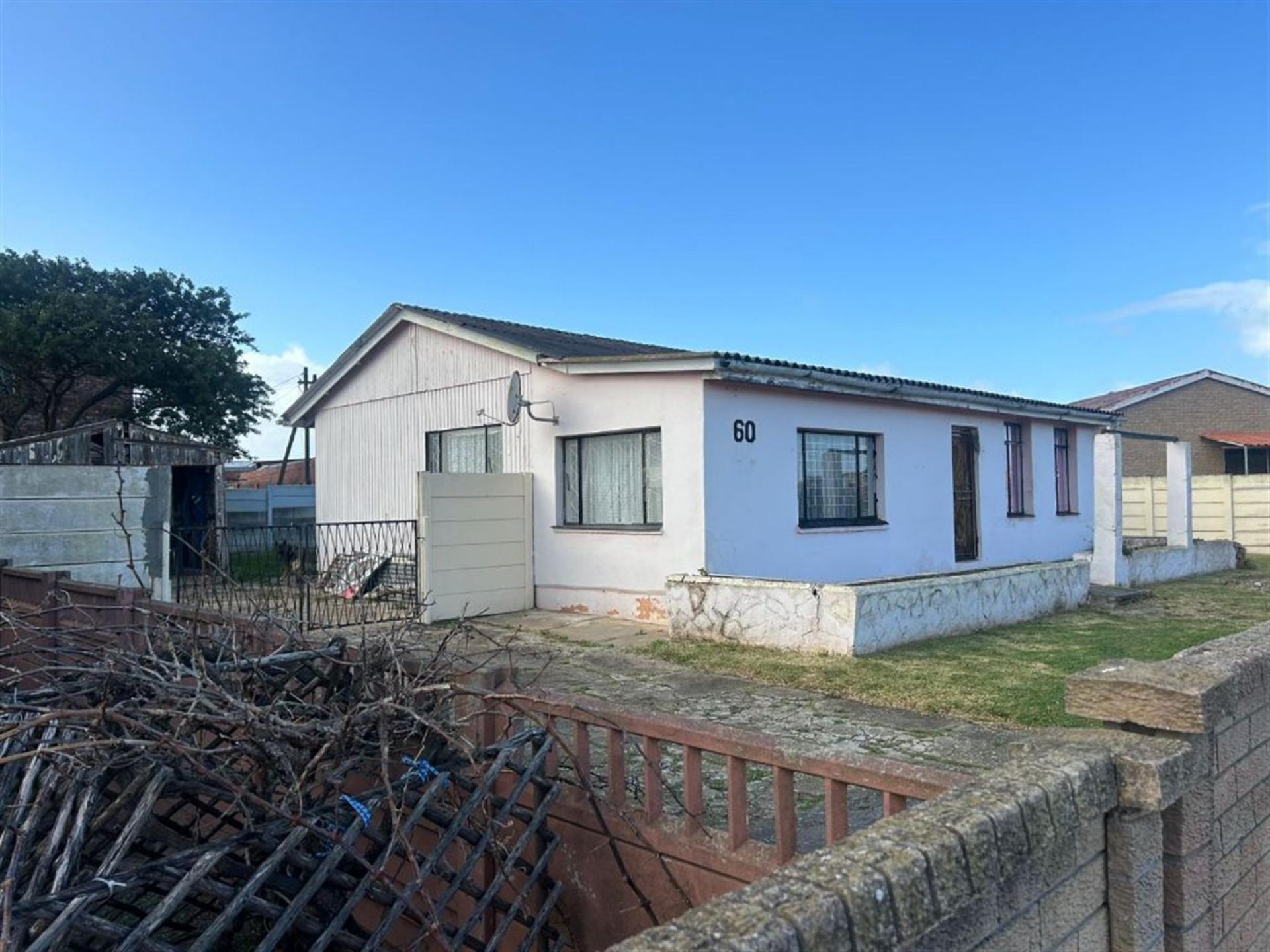 Front View of property in Algoa Park