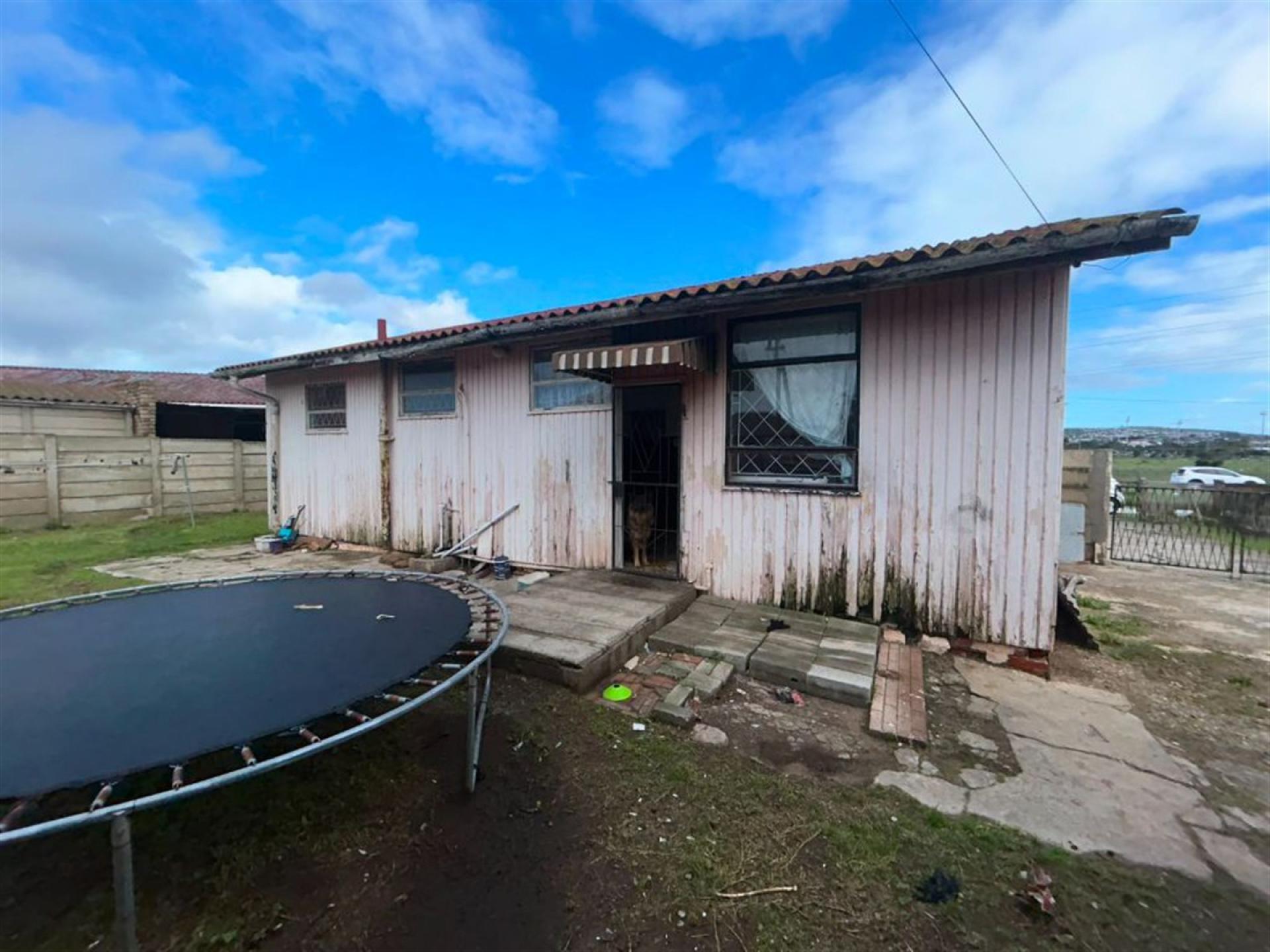 Front View of property in Algoa Park