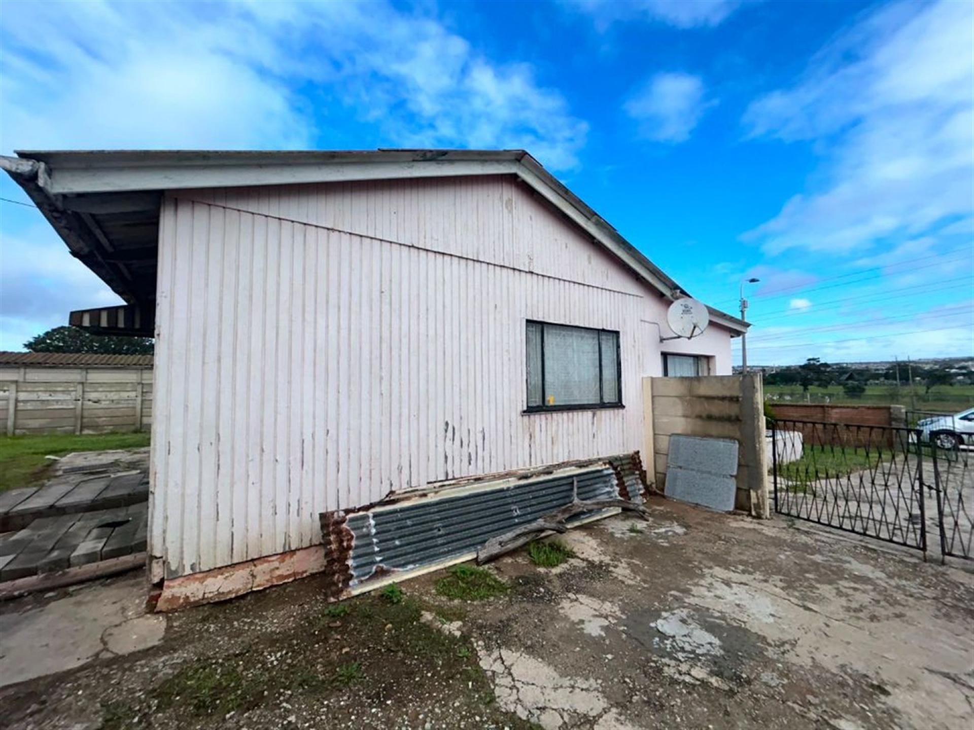 Front View of property in Algoa Park