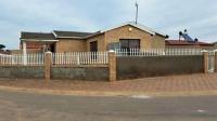 3 Bedroom 2 Bathroom House for Sale for sale in Ibhayi (Zwide)