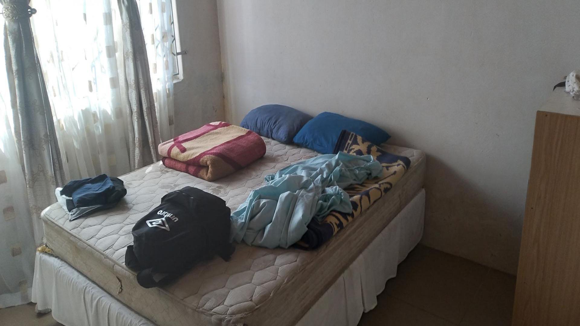 Bed Room 1 of property in Pinetown 