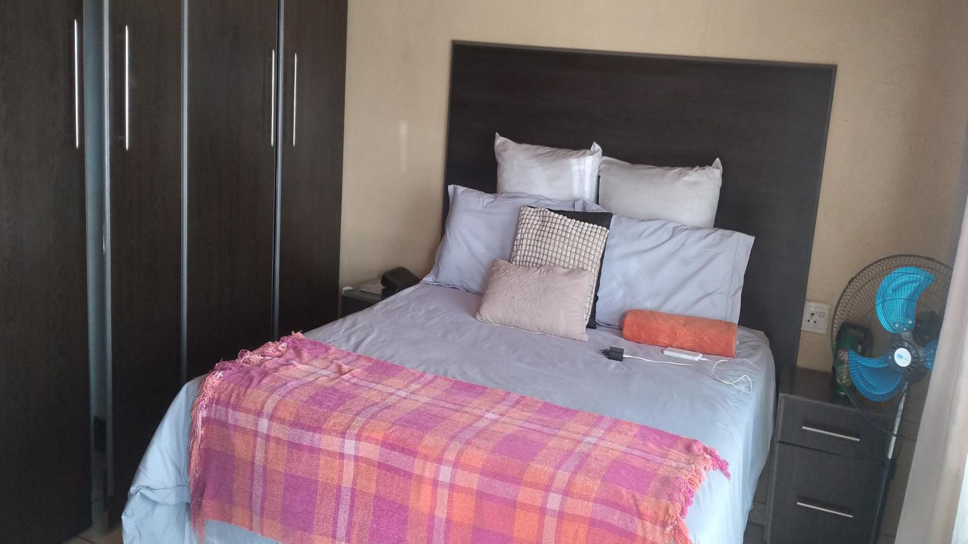 Bed Room 3 of property in Pinetown 