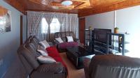 Lounges - 20 square meters of property in Pinetown 