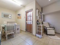 of property in Glenvista