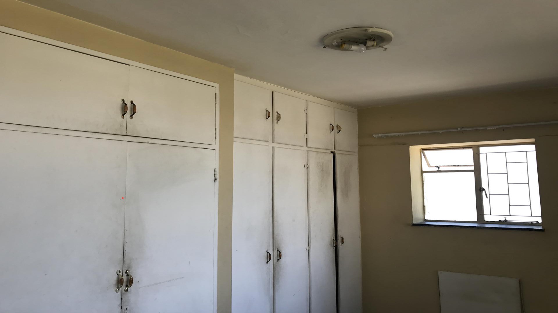Bed Room 2 of property in Bloemfontein