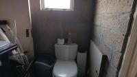 Bathroom 1 of property in Heideveld