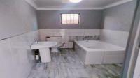 Bathroom 1 of property in Mabopane