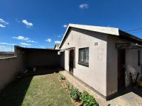 Front View of property in Kwa-Guqa