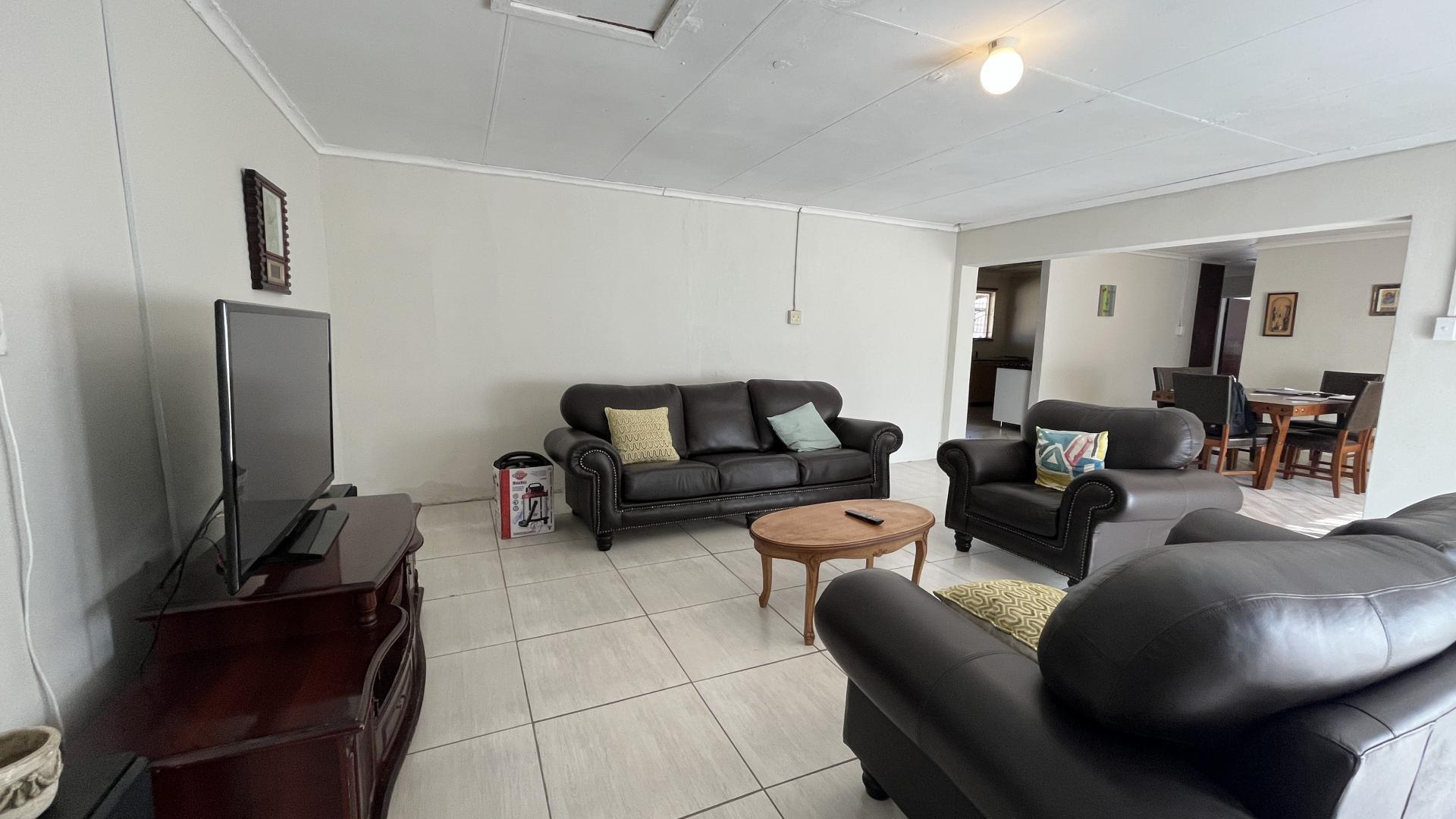 Lounges of property in Fauna