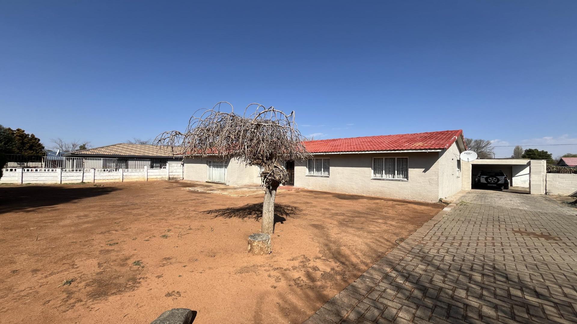 Front View of property in Fauna