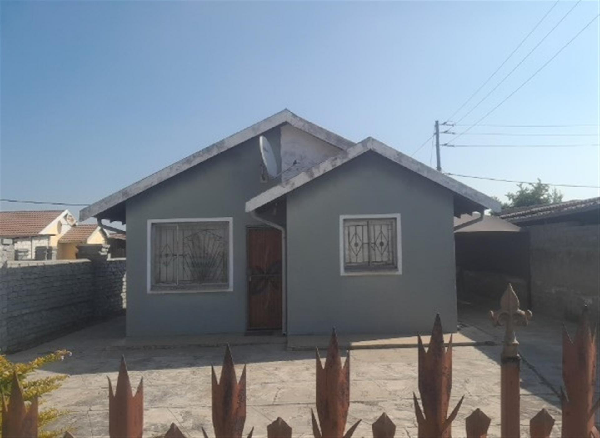 Front View of property in Meriting
