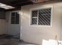 Front View of property in Kewtown