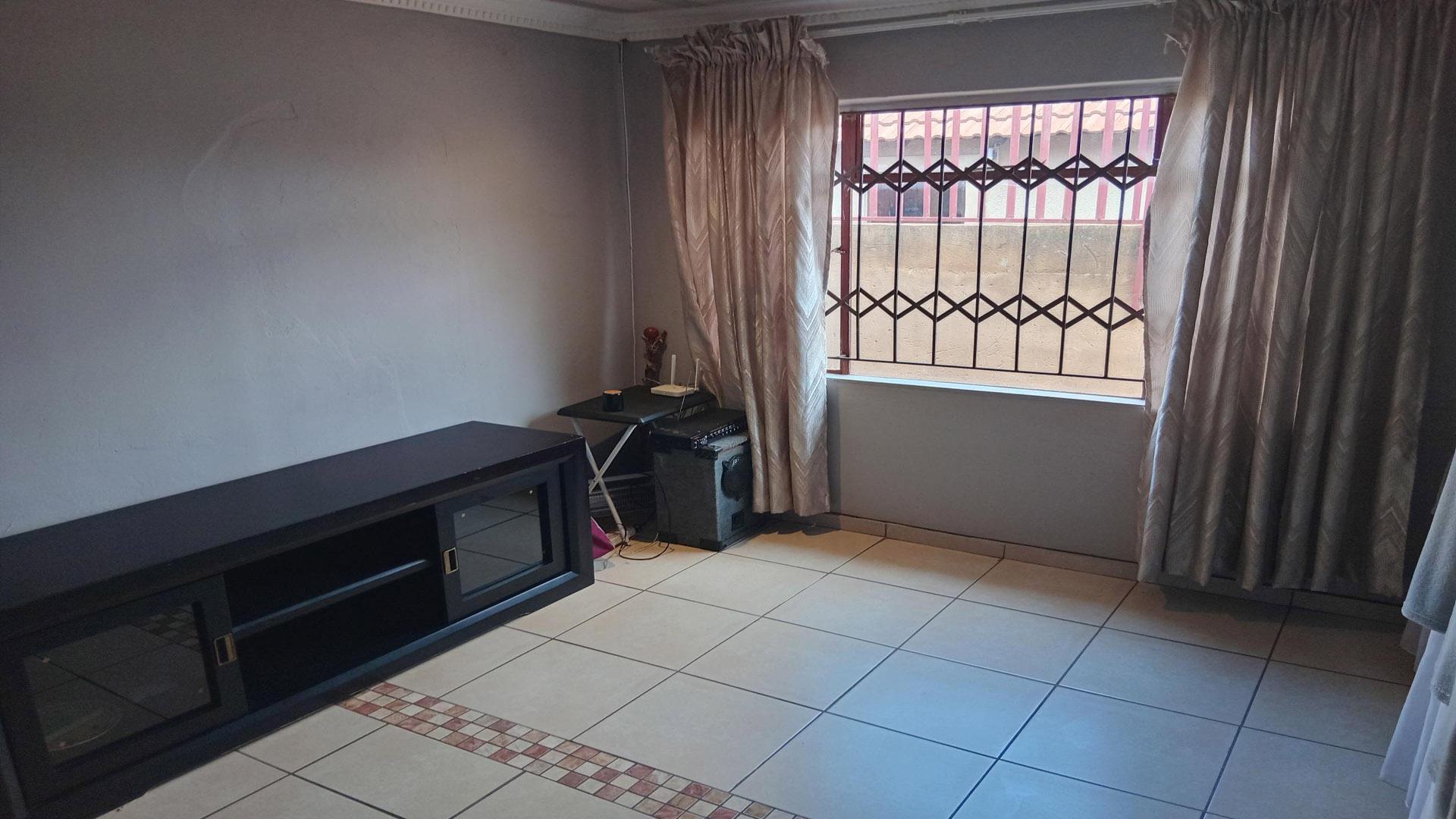 Lounges of property in Lotus Gardens