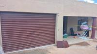 Garage of property in Lotus Gardens