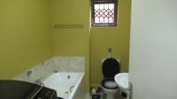 Bathroom 1 - 5 square meters of property in Witfield