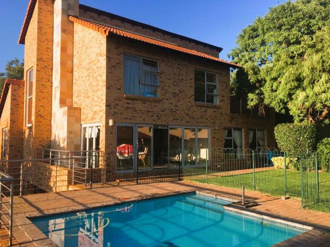 3 Bedroom House for Sale For Sale in Irene View Estate MR5