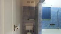 Bathroom 1 - 7 square meters of property in Sonland Park