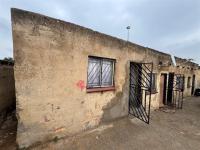 Front View of property in Lekaneng