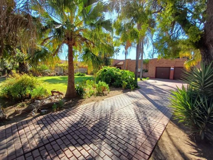 3 Bedroom House for Sale For Sale in Penina Park MR585952