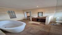 Main Bathroom of property in Amsterdamhoek