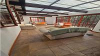 Lounges of property in Amsterdamhoek