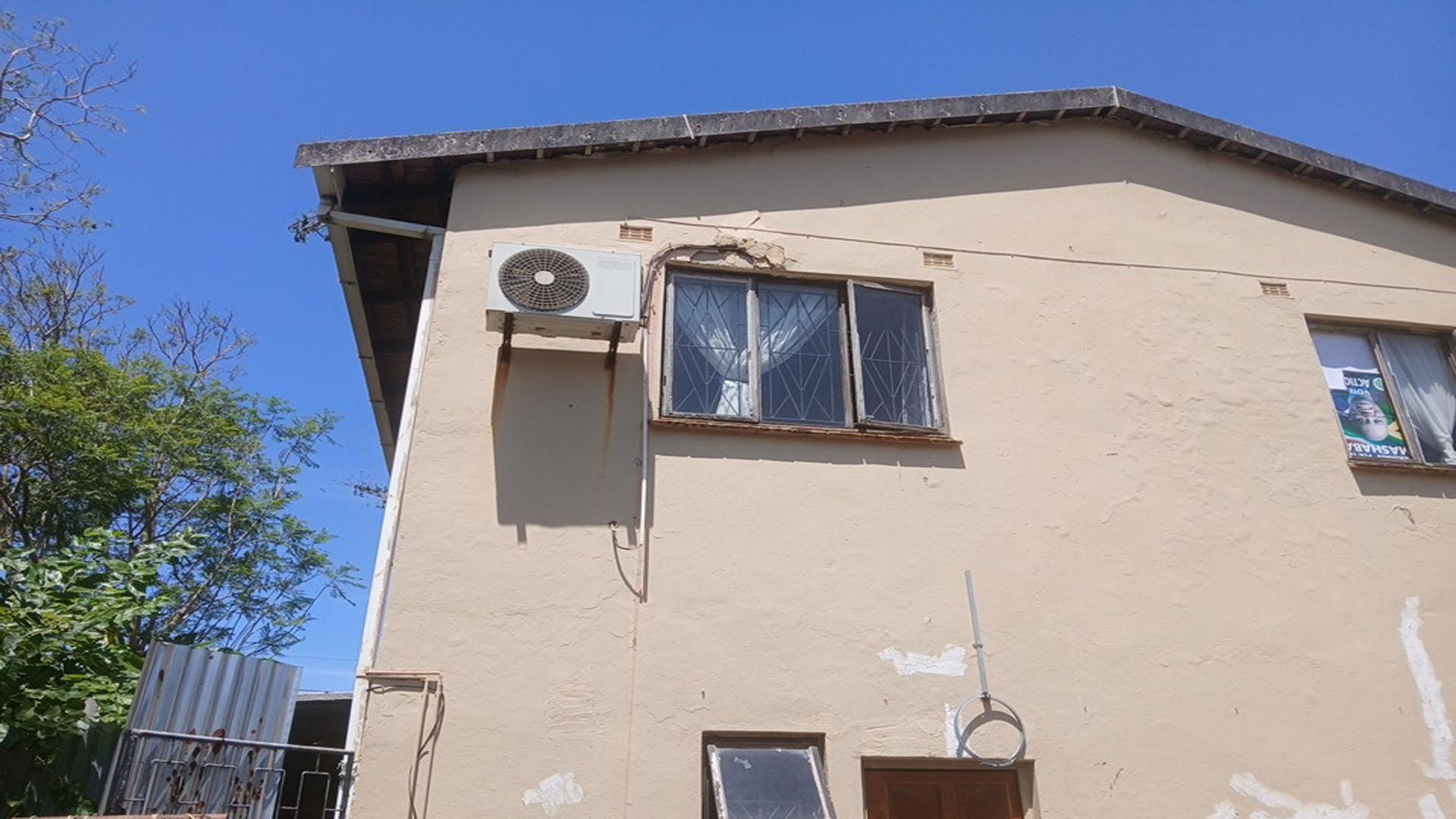 Spaces of property in Croftdene