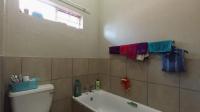 Bathroom 1 - 5 square meters of property in Lotus Gardens