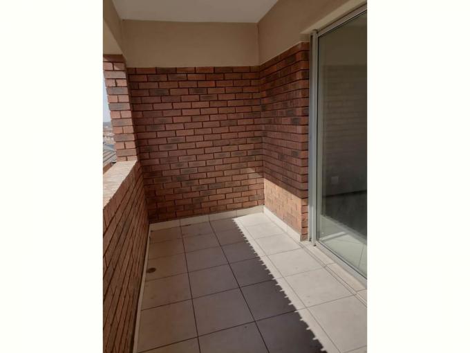 2 Bedroom Apartment for Sale For Sale in Centurion Central - MR586128