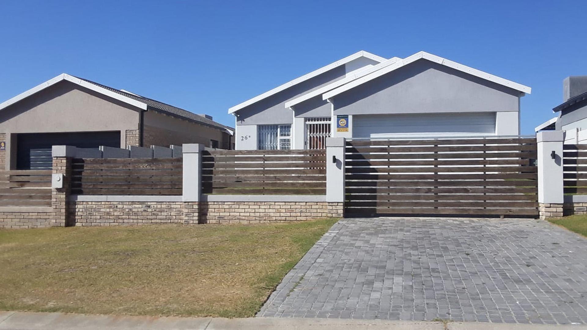 Front View of property in Fairview - PE