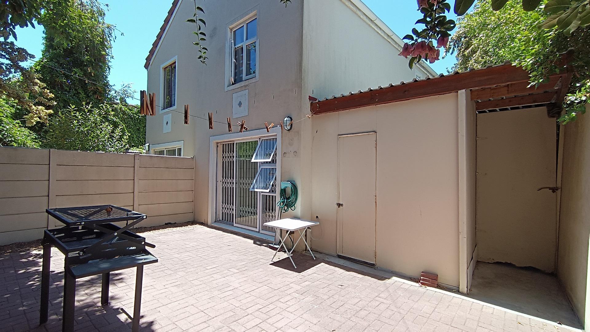 Standard Bank EasySell 2 Bedroom House for Sale in Plumstead