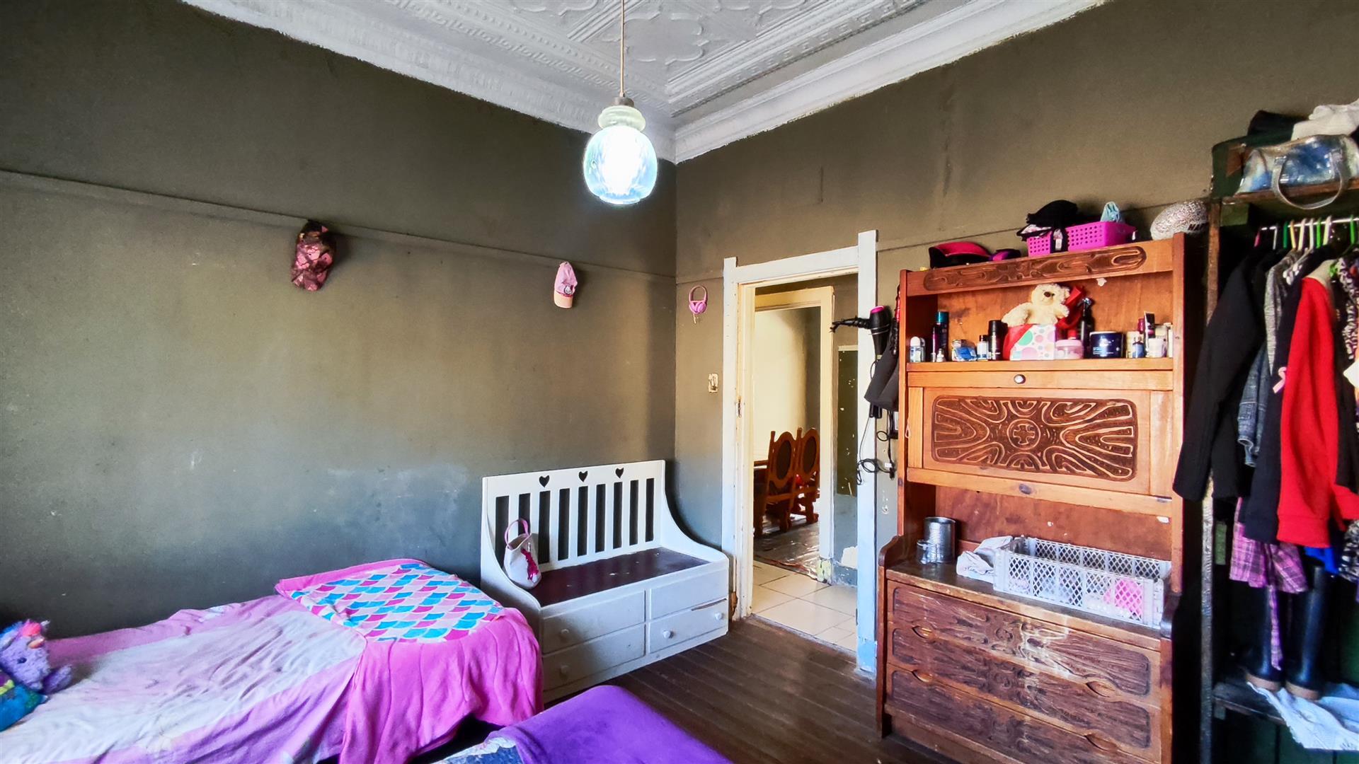 Bed Room 3 - 16 square meters of property in Geduld