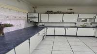 Kitchen of property in Geduld