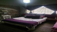 Bed Room 1 of property in Geduld