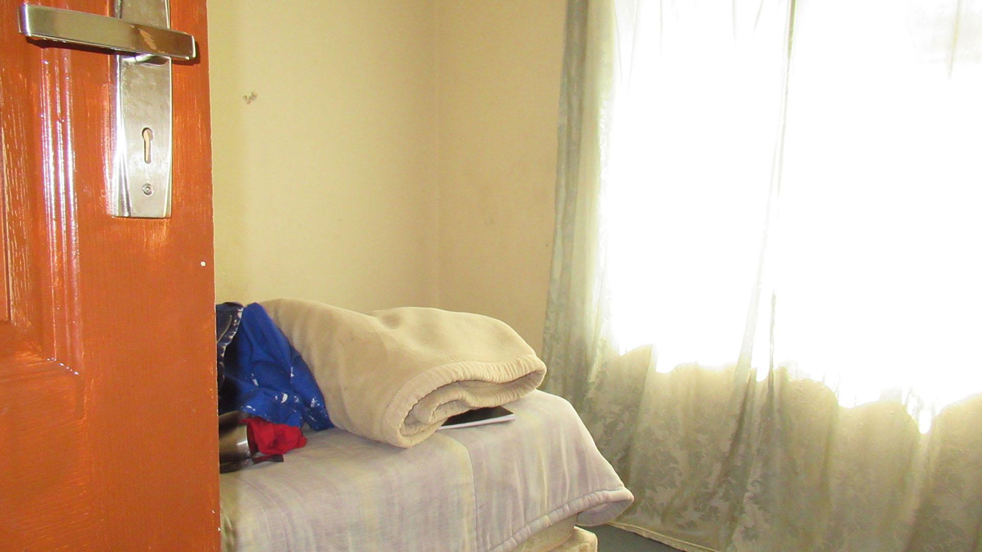 Bed Room 2 - 9 square meters of property in Bakerton