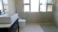 Main Bathroom - 12 square meters of property in Durban North 